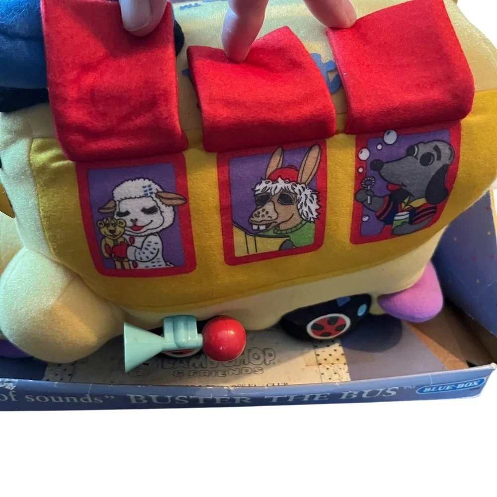 Vintage 1991 Shari Lewis Lamb Chop Buster the Bus Plush Talking Toy Blue-Box